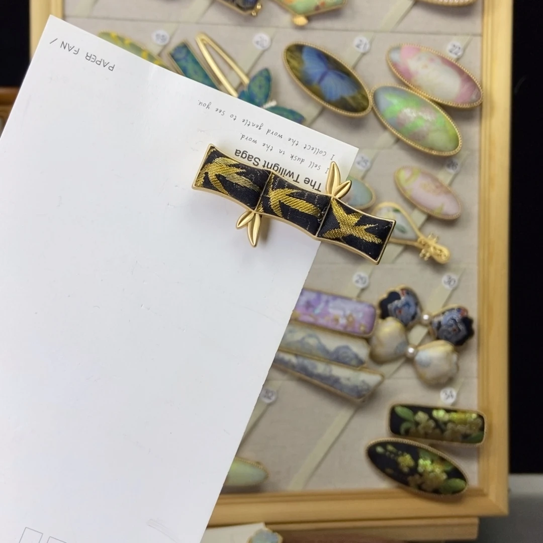 布艺非金属宋锦发夹两个