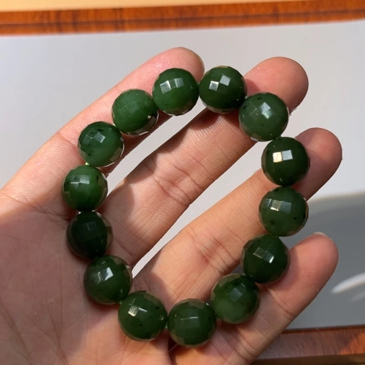 手链未镶嵌和田玉（碧玉）