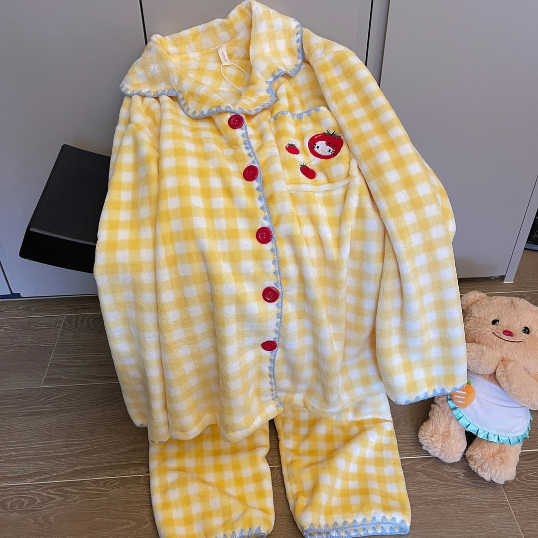 珊瑚绒睡衣女新款冬季加绒加厚黄色格子可爱番茄法兰绒家居服套装
