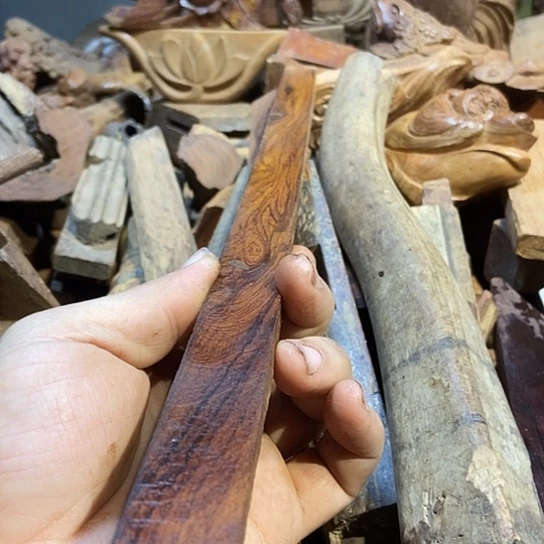 黄花梨/降香黄檀明**月