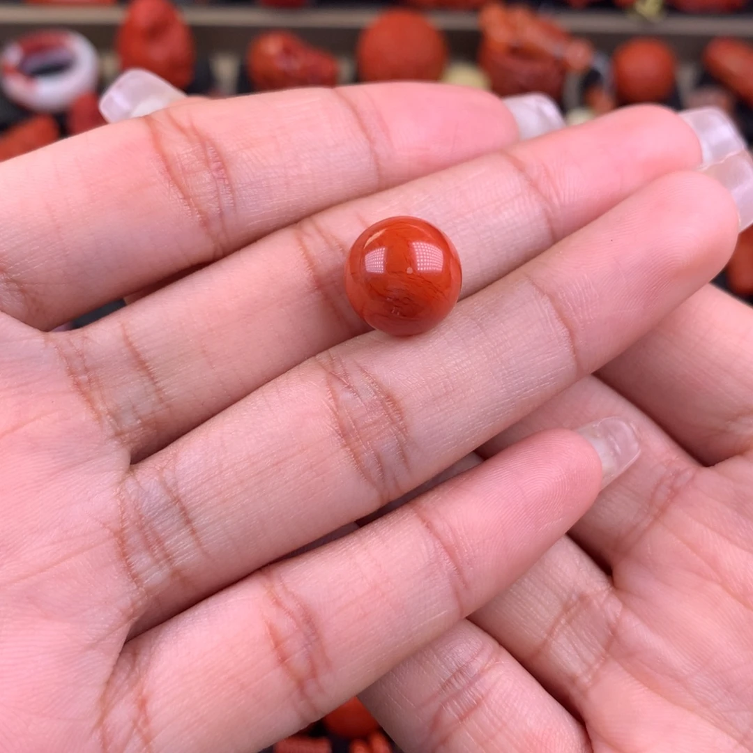 南红玛瑙未镶嵌圆珠12+