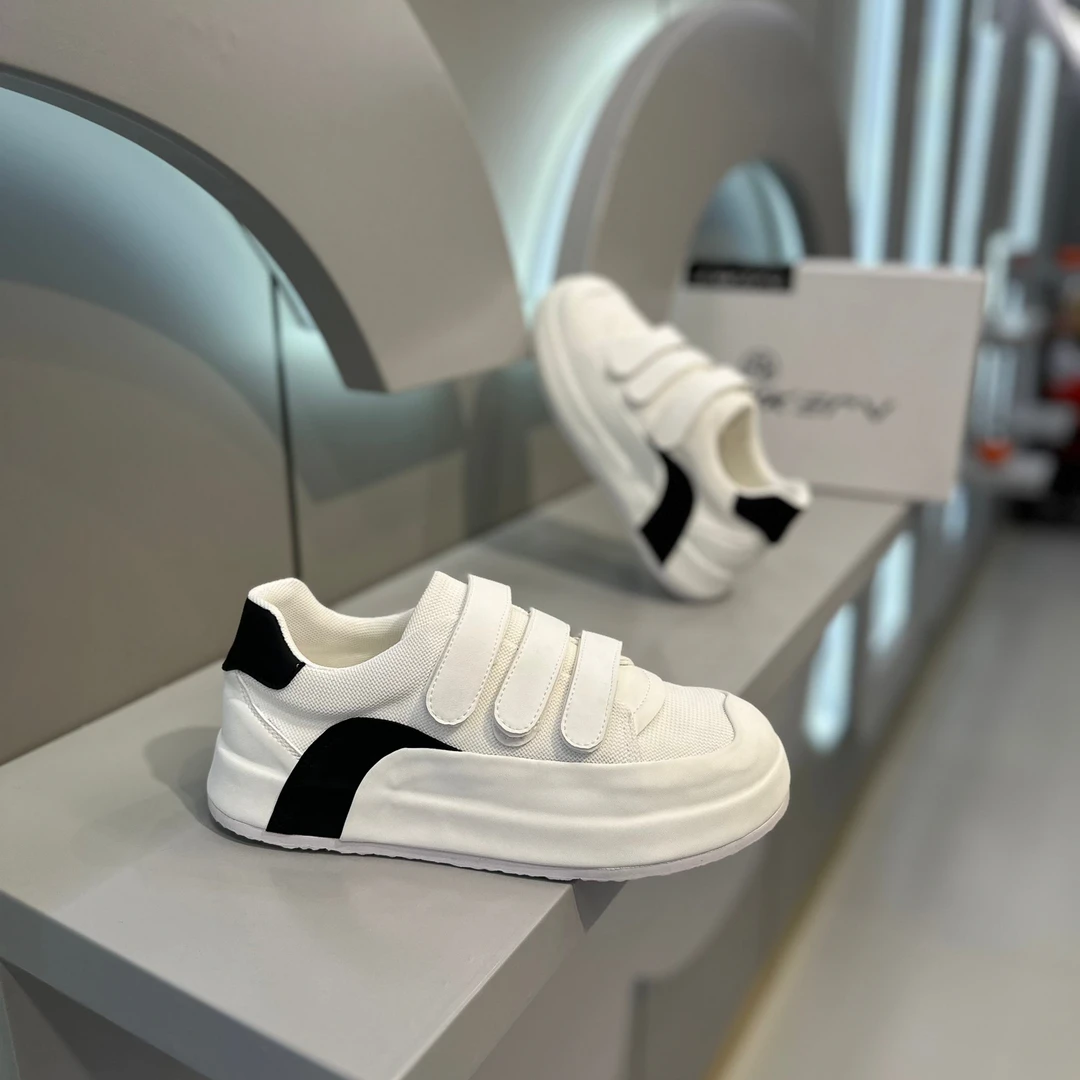小白鞋男鞋2025春季新款潮牌爆款魔术贴厚底耐磨时尚运动休闲板鞋