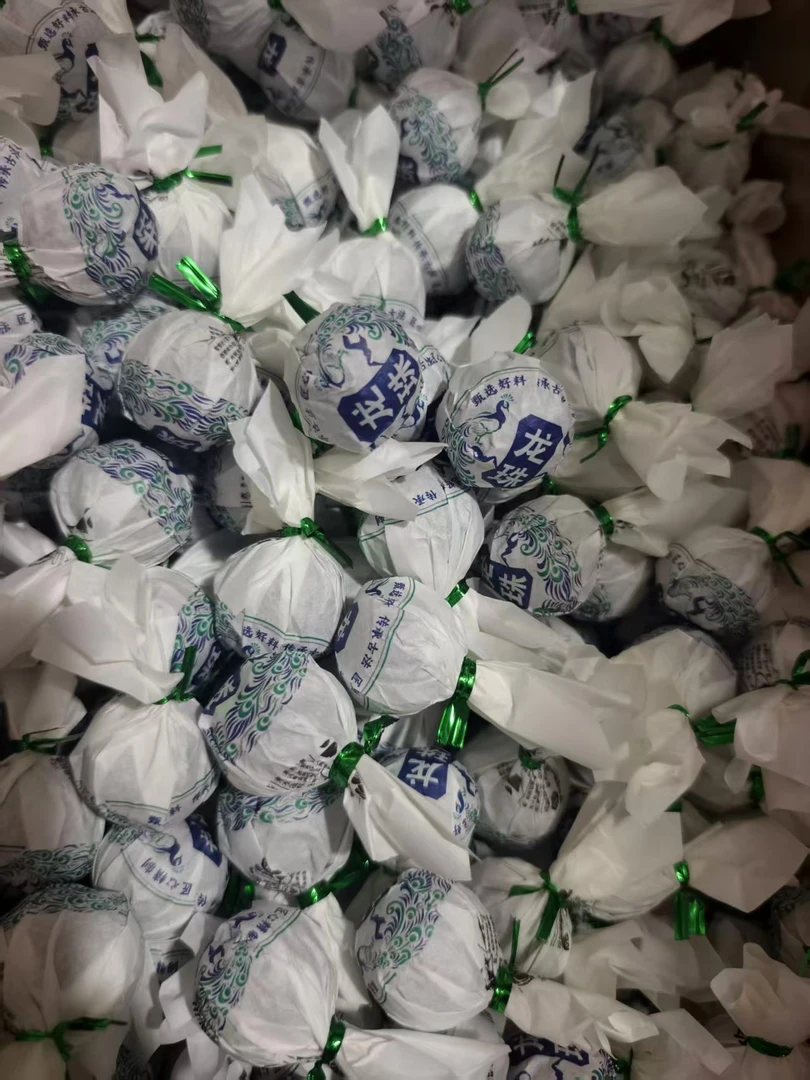 2025年头春邦东古树龙珠（普洱茶）生茶