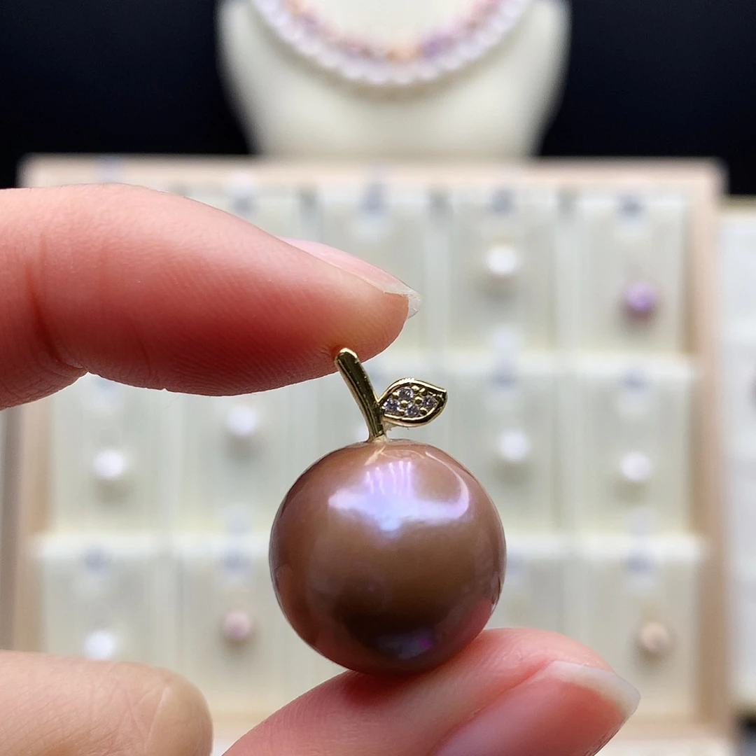 淡水珍珠合金颈饰