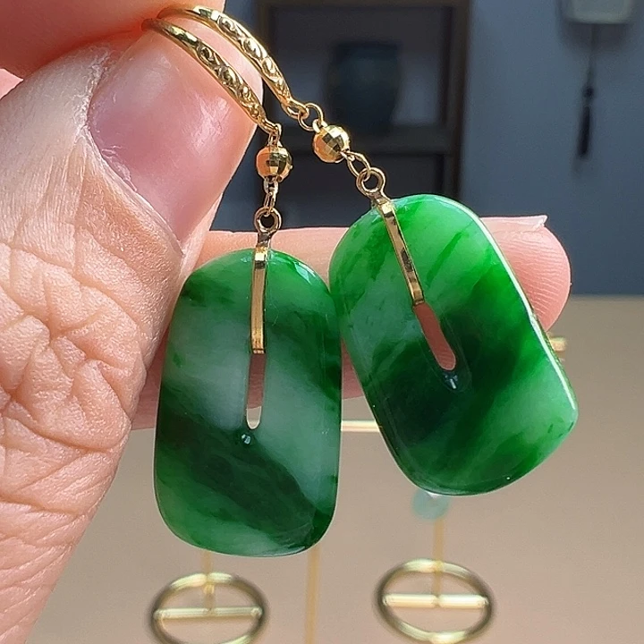 翡翠耳饰18K金镶嵌耳饰