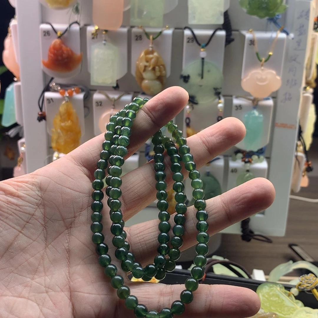 【闪购商品】蛇纹石玉颈饰未镶嵌