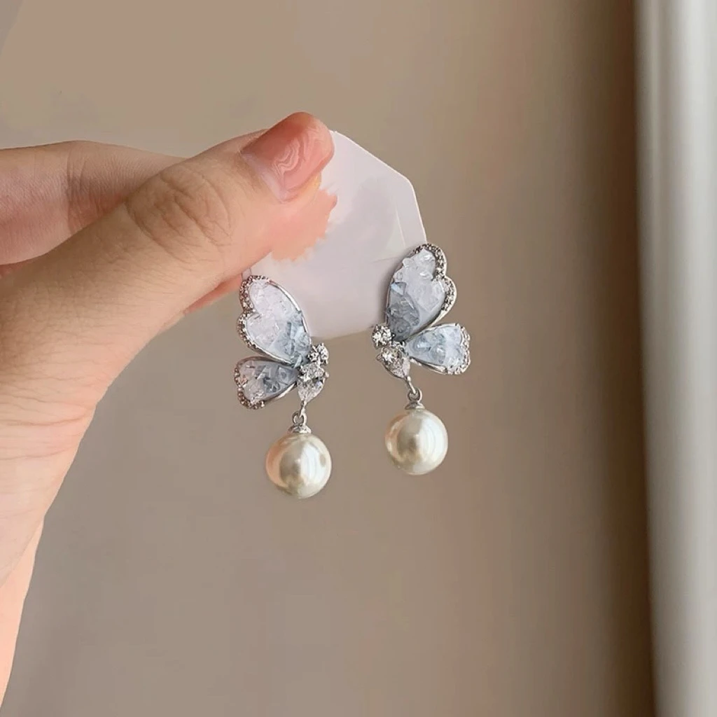 钛钢仿珍珠耳饰 5369蝴蝶耳钉女珍珠耳坠2025新款爆款耳饰