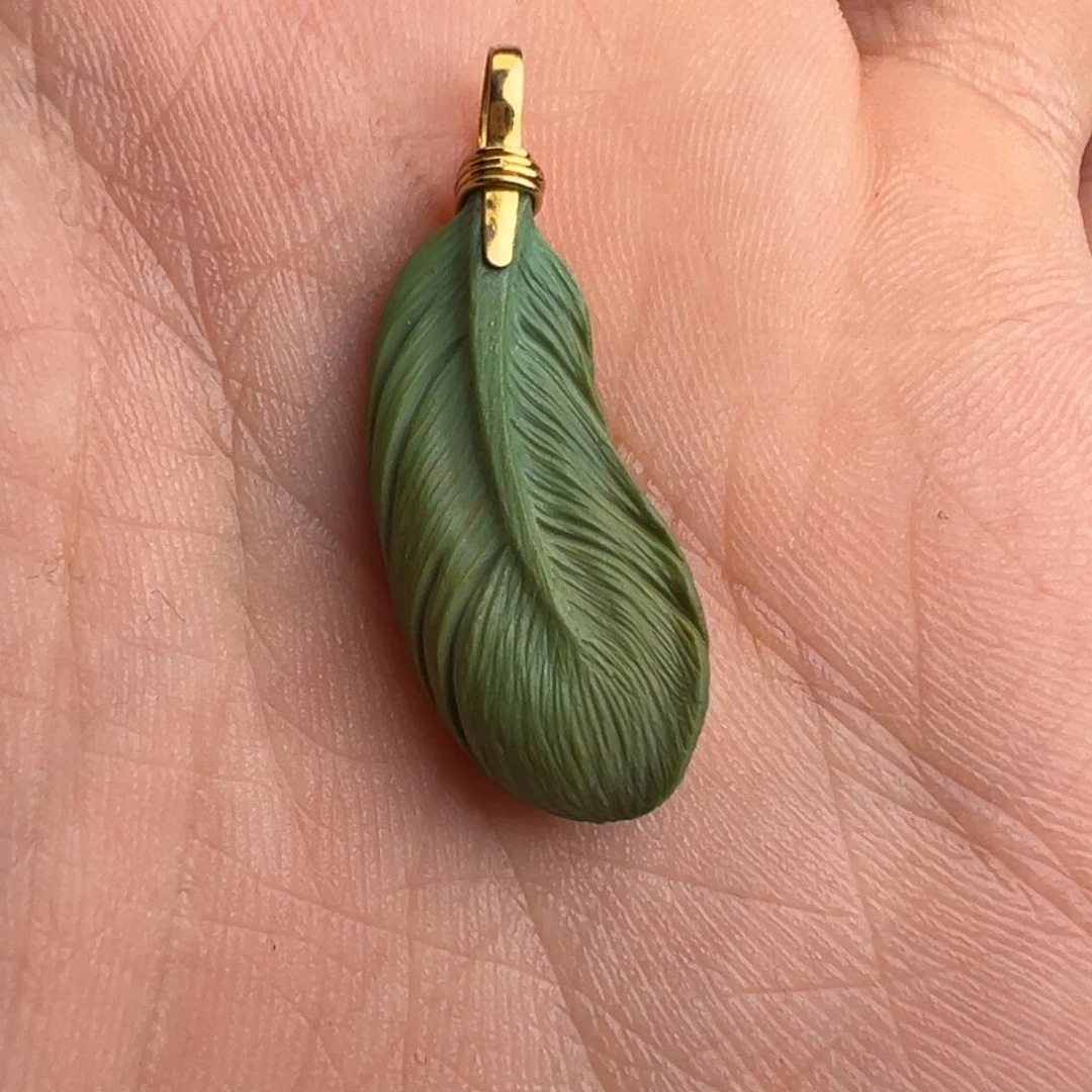 绿松石18K金镶嵌吊坠(不含链)羽毛7