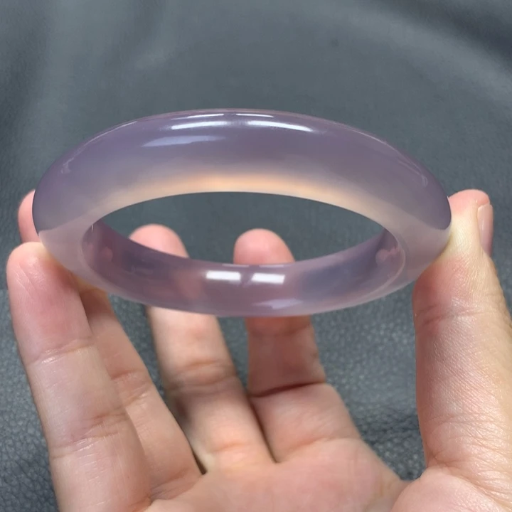 玛瑙/玉髓手镯未镶嵌独***桃