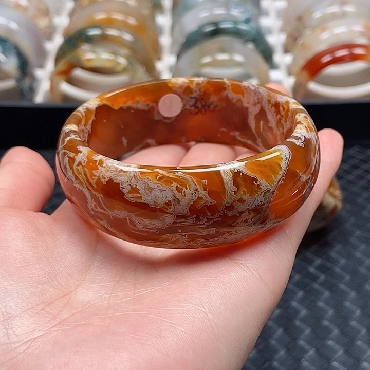 手镯玛瑙/玉髓未镶嵌知***乐