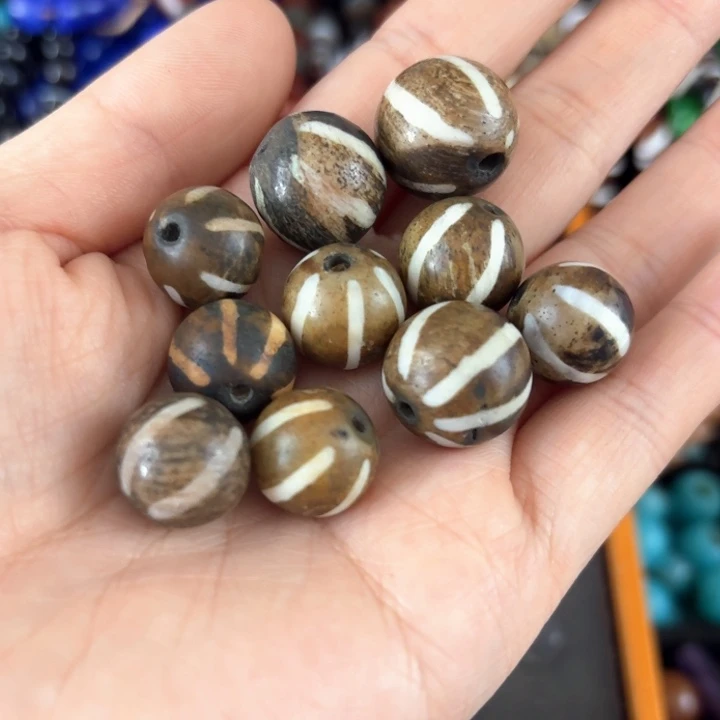 玛瑙/玉髓珠宝半成品未镶嵌动**契