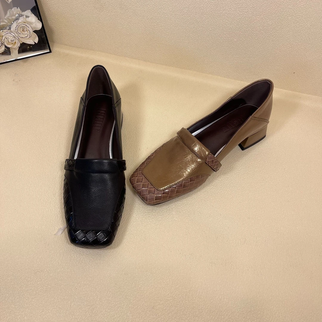 【VS】休闲轻奢时尚玛丽珍鞋方头百搭漆皮方头单鞋4672