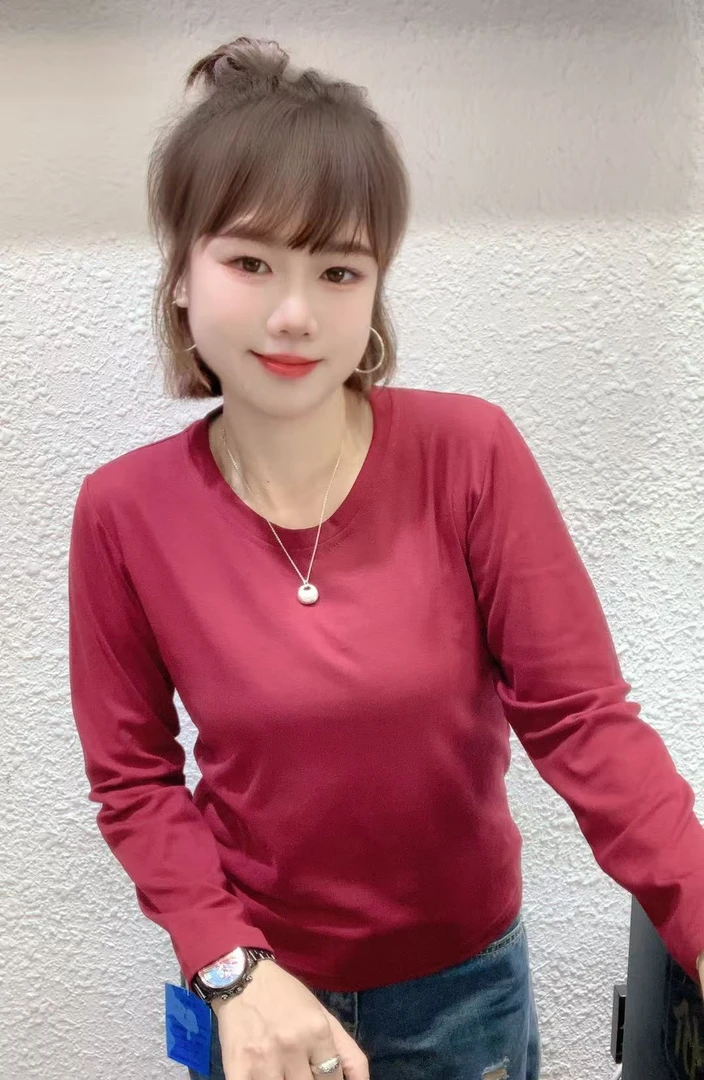 (柳子)206休闲百搭圆领t恤2025冬季新款字母印花简约气质长袖女