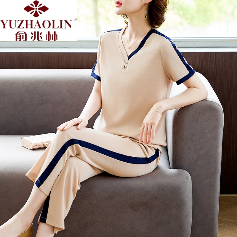 俞兆林妈妈夏装时髦短袖T恤中年女装时尚上衣中老年洋气休闲运动