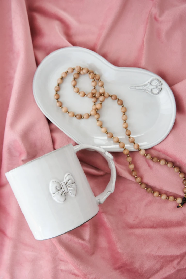 韩国黑陶手作器物餐具HYE HWA YO黑陶白釉马克杯餐盘餐碗浮雕陶瓷