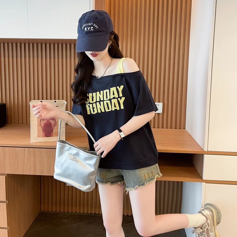 宽松oversize短袖T恤女夏季2025爆款韩版设计感撞色纯棉露肩上衣