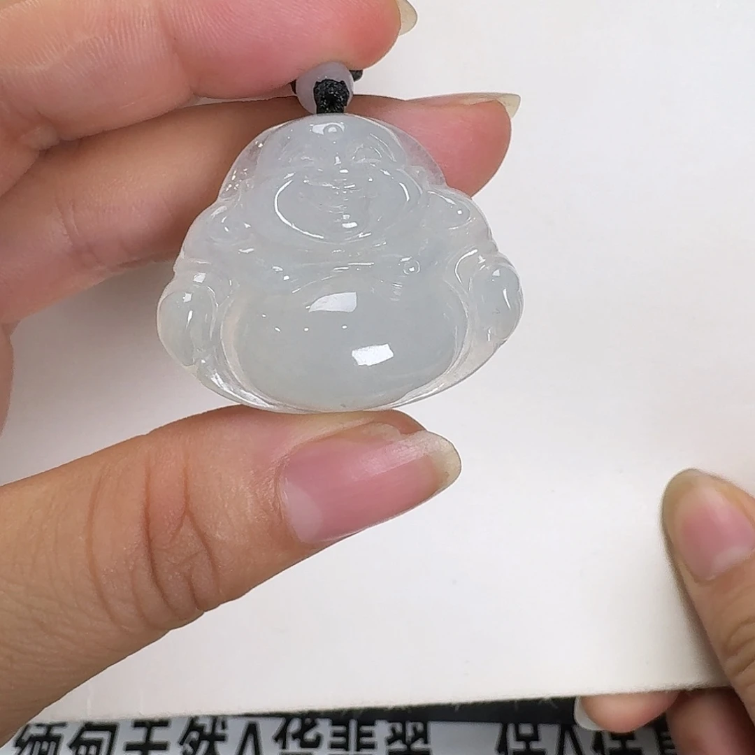 翡翠未镶嵌颈饰佛公