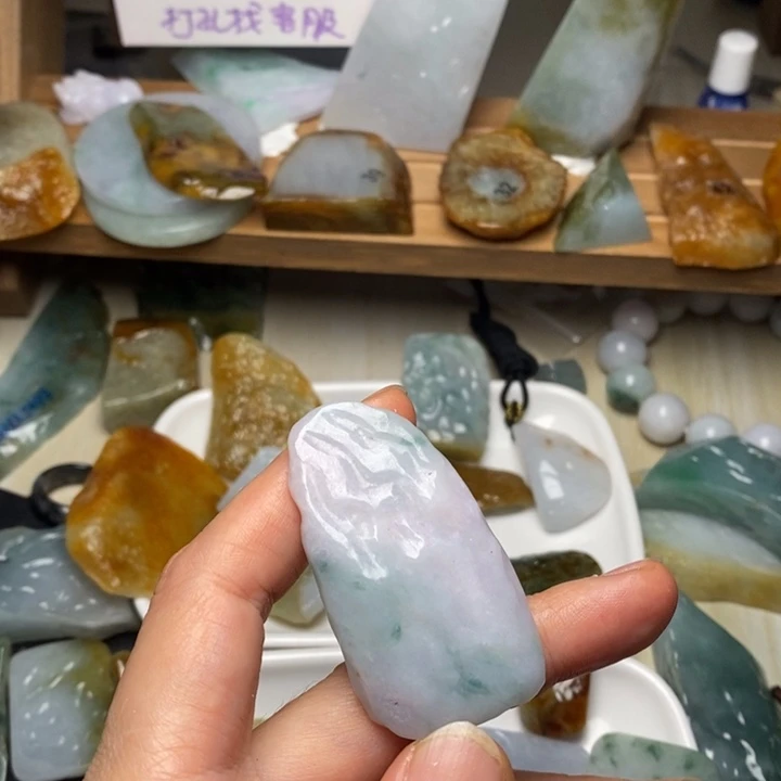 翡翠未镶嵌颈饰天然