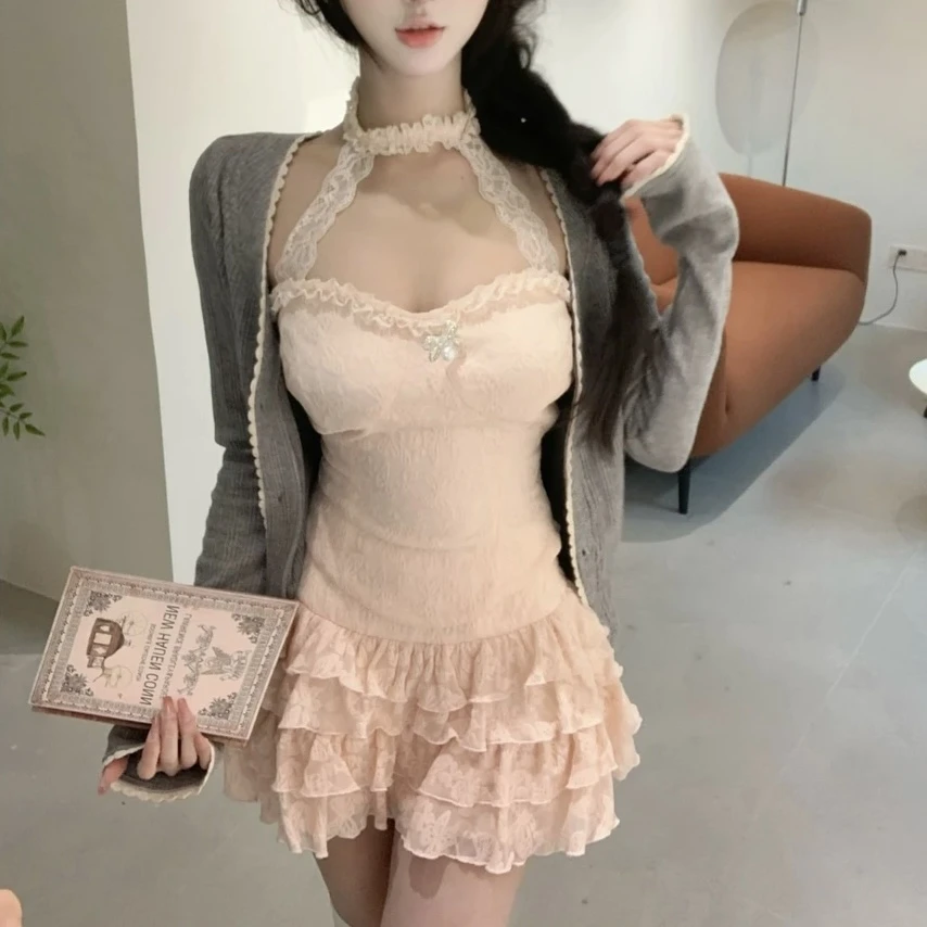 轻仓纯欲性感辣妹挂脖上衣蛋糕裙套装