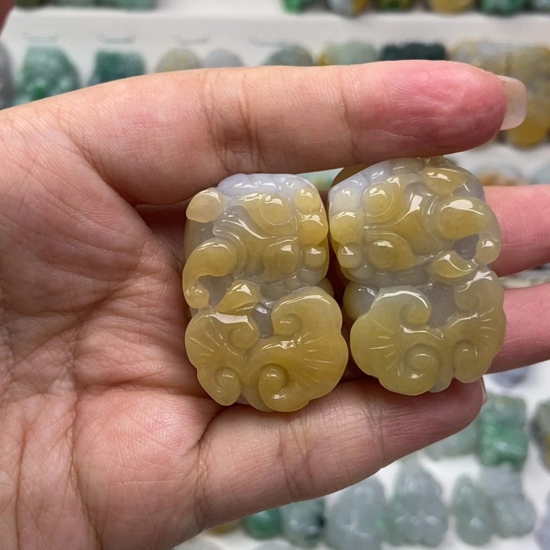 吊坠(赠链)未镶嵌翡翠