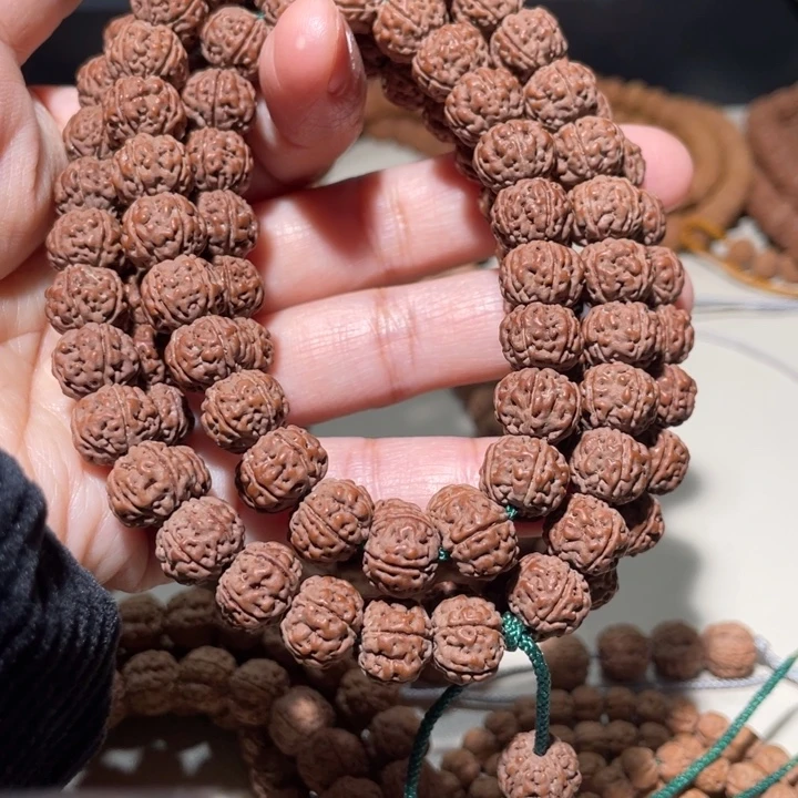 Z***C金刚菩提手串老树王108尺寸10.4