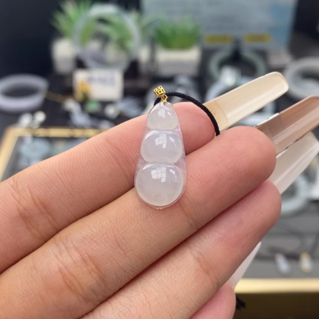 【闪购商品】颈饰18K金镶嵌翡翠