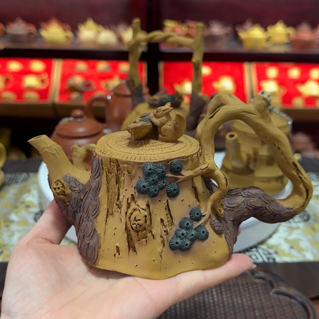 茶壶紫砂枯木松鼠