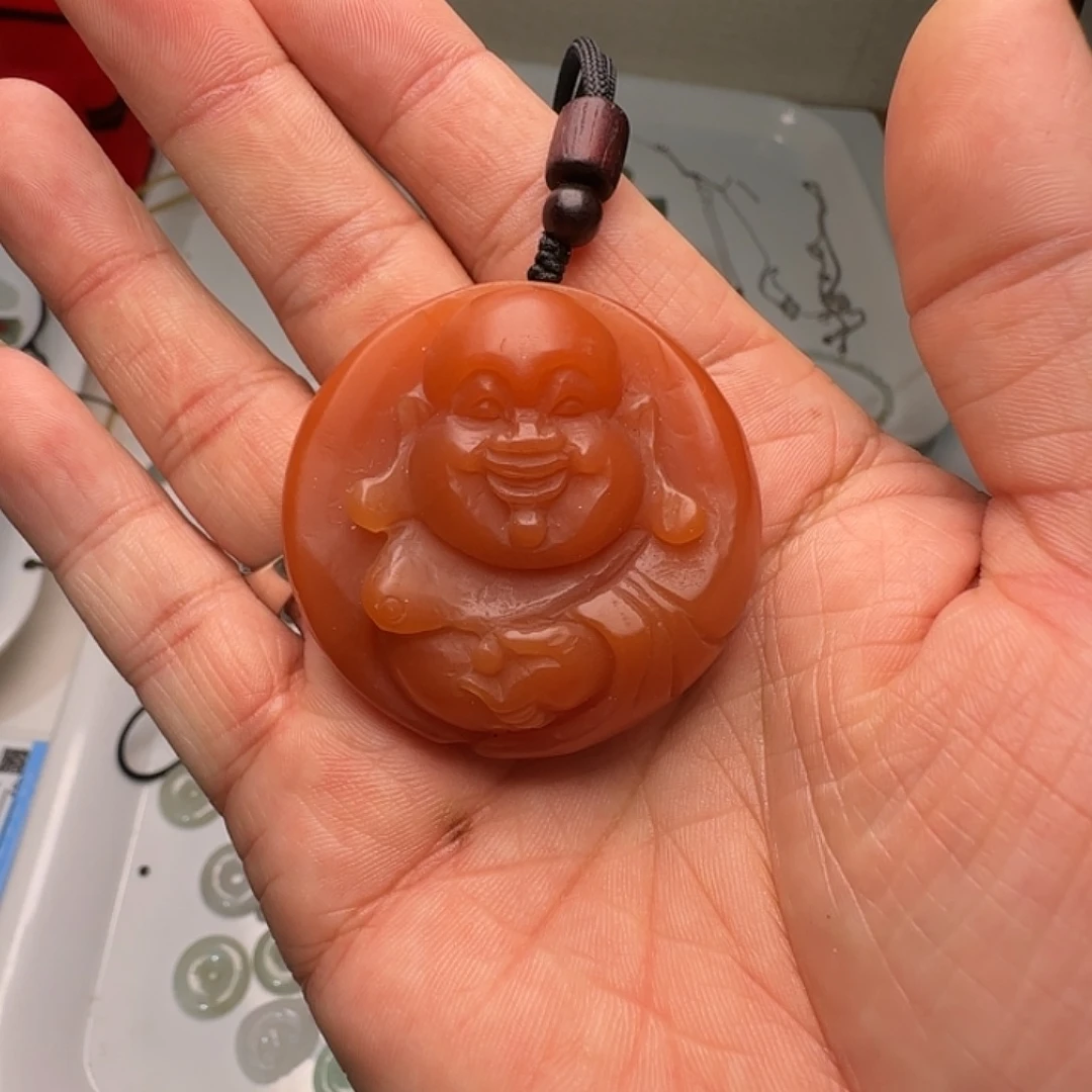 石英质玉（金丝玉）未镶嵌颈饰
