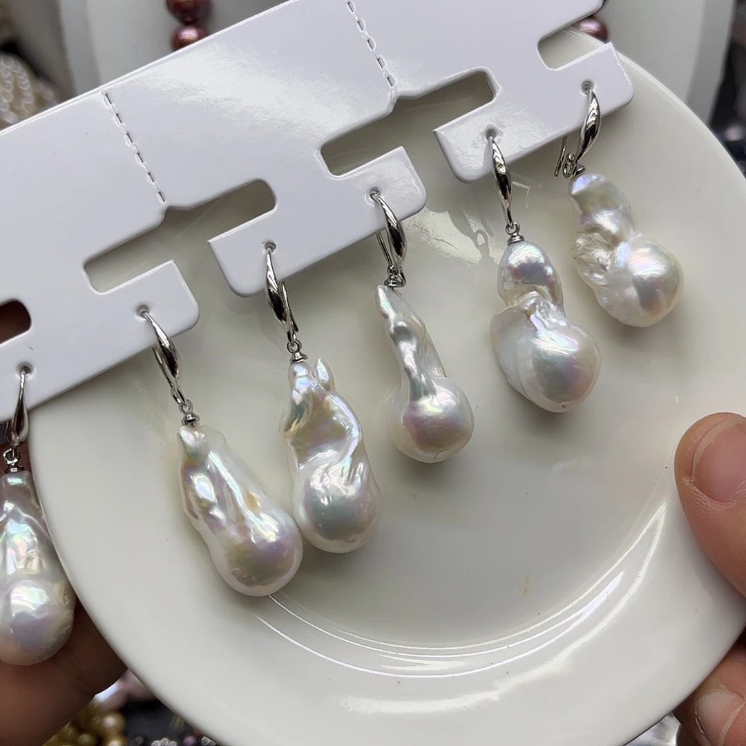 钛钢淡水珍珠项链