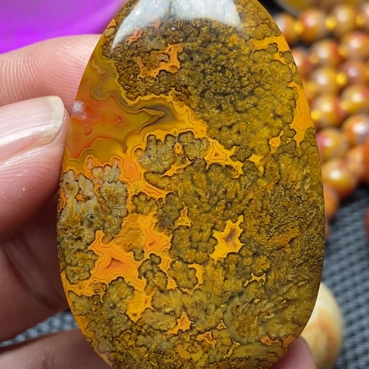 玛瑙/玉髓吊坠未镶嵌