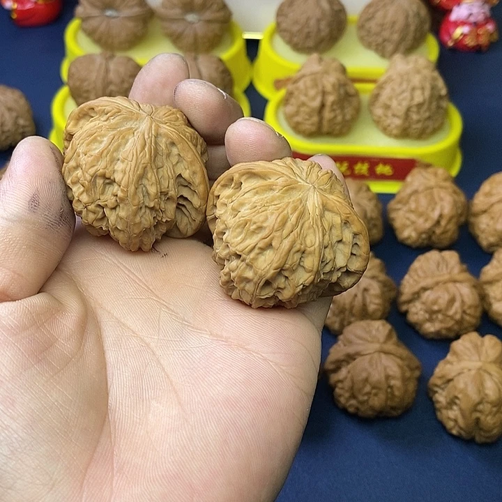 文玩核桃把件磨盘
