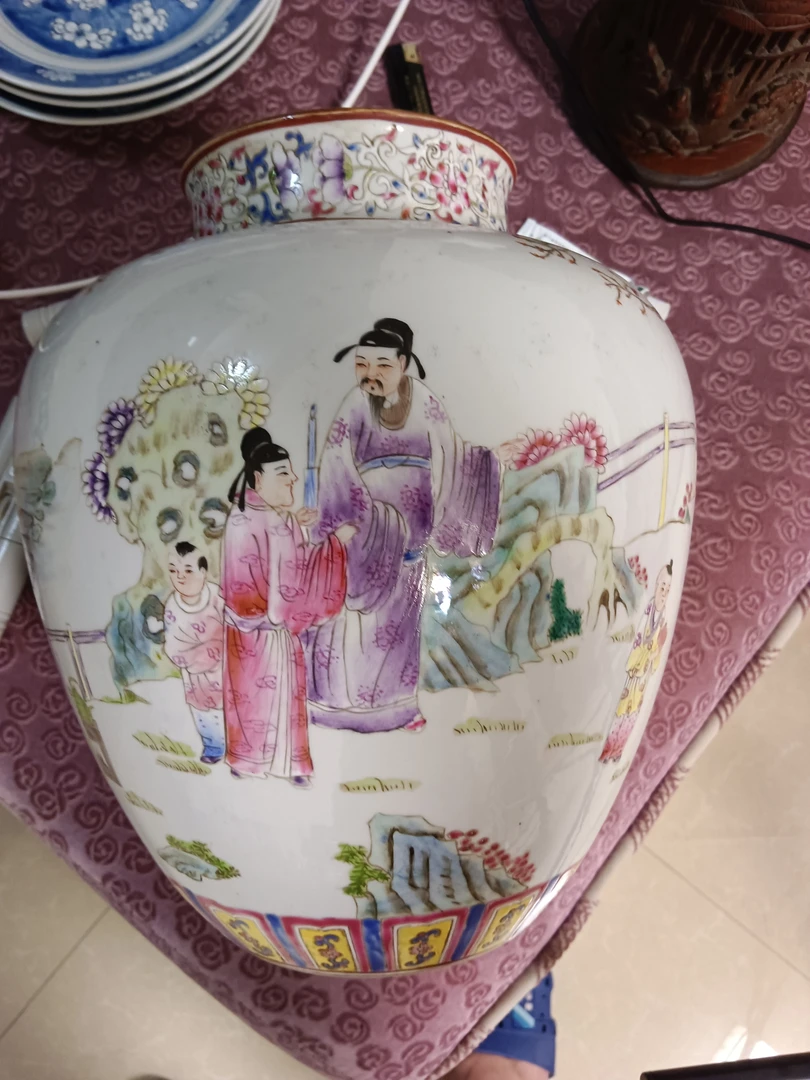 陶瓷粉彩人物陶瓷