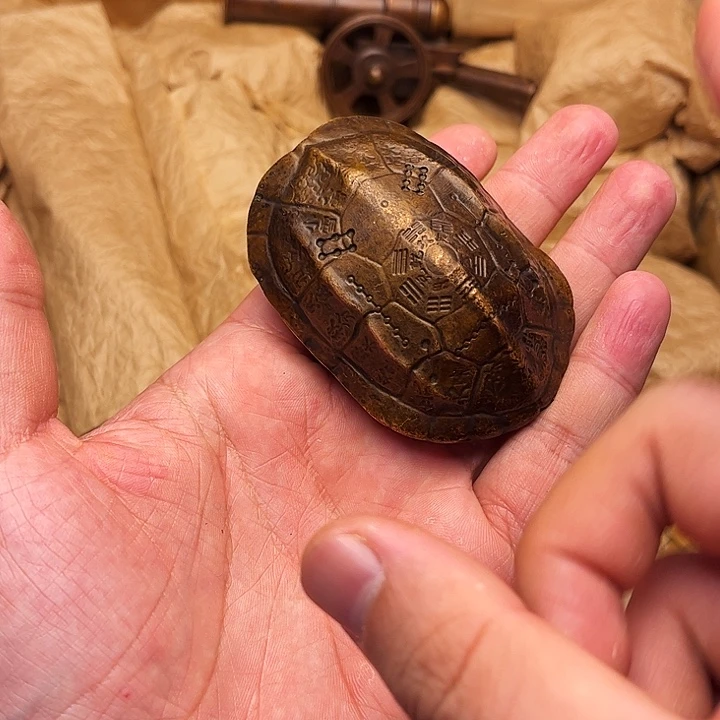 精美铜器做工精湛