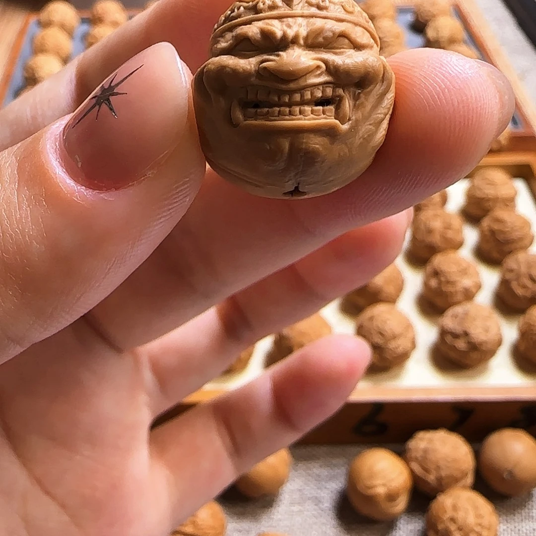 猴头核桃吊坠皇冠僧尺寸备注