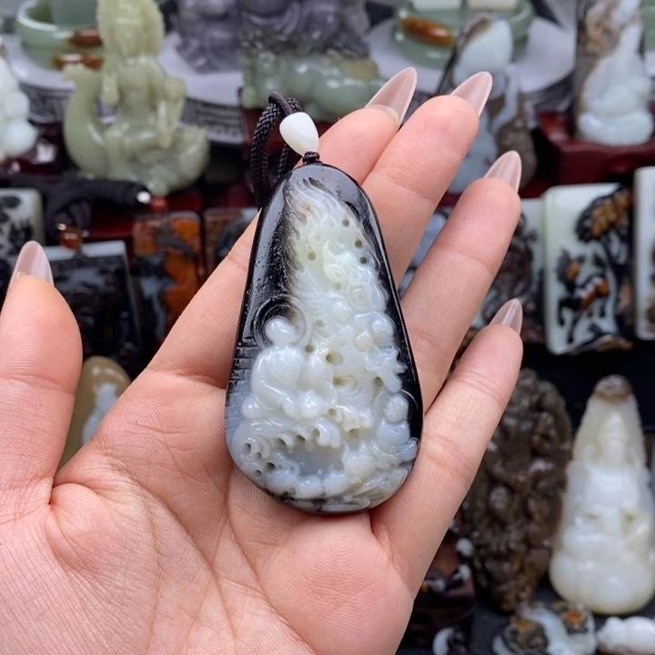 和田玉未镶嵌颈饰