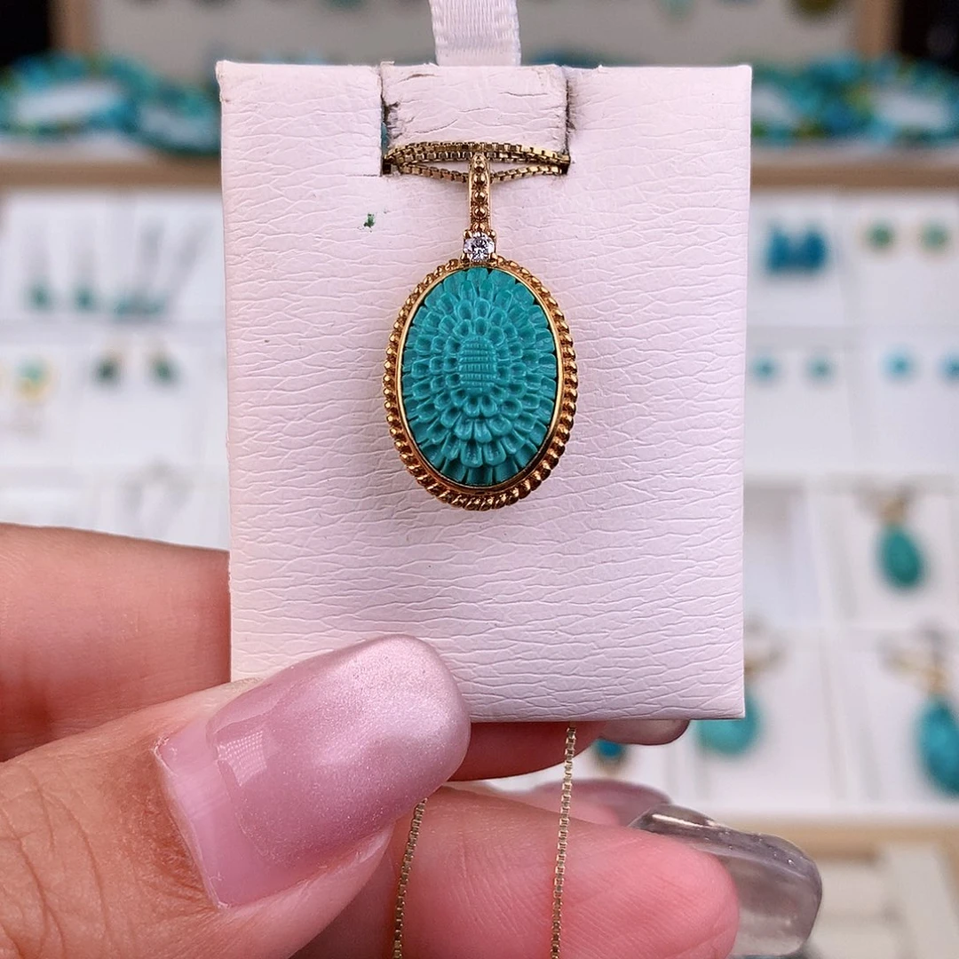 绿松石18K金镶嵌颈饰