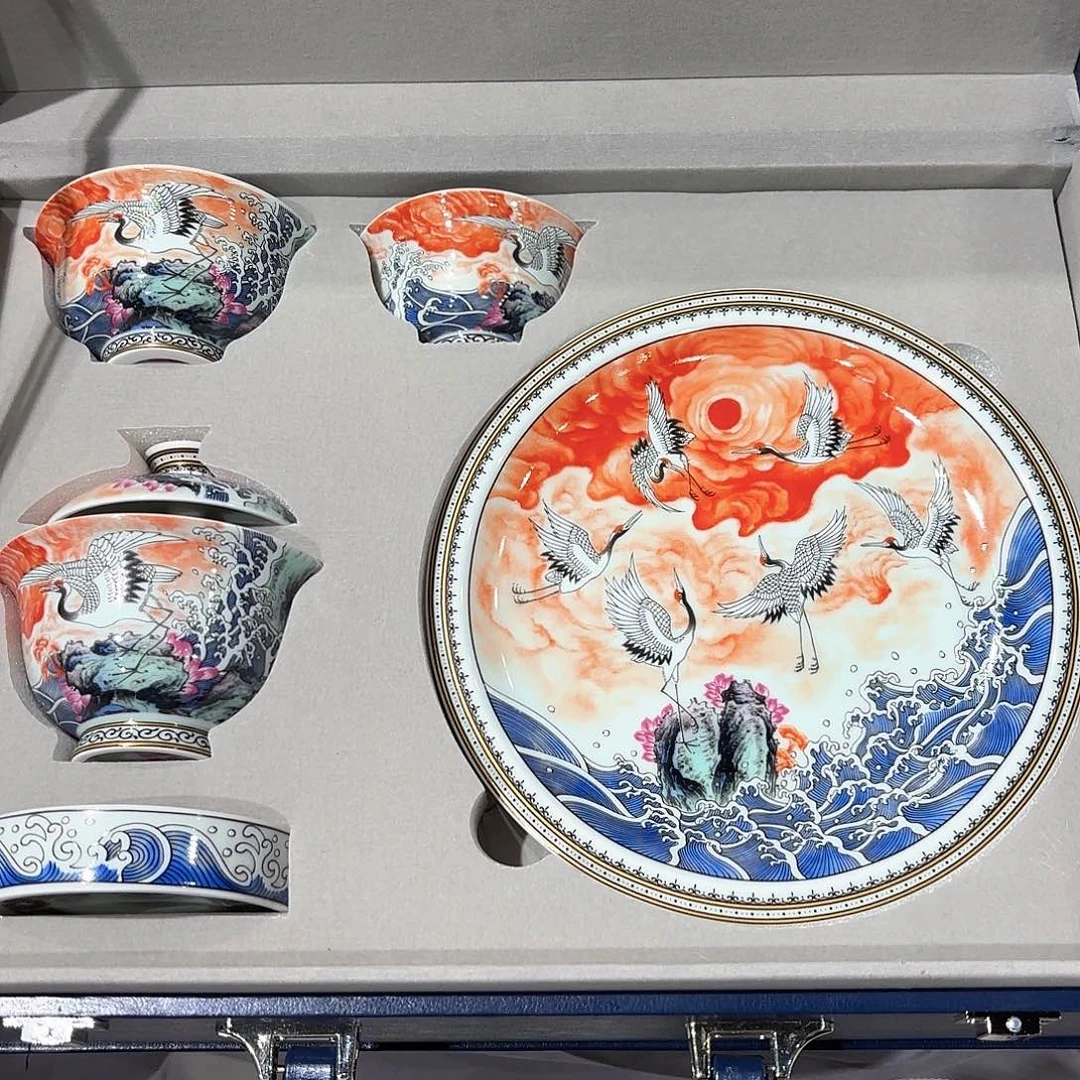 瓷片景德镇瓷器精品陈列