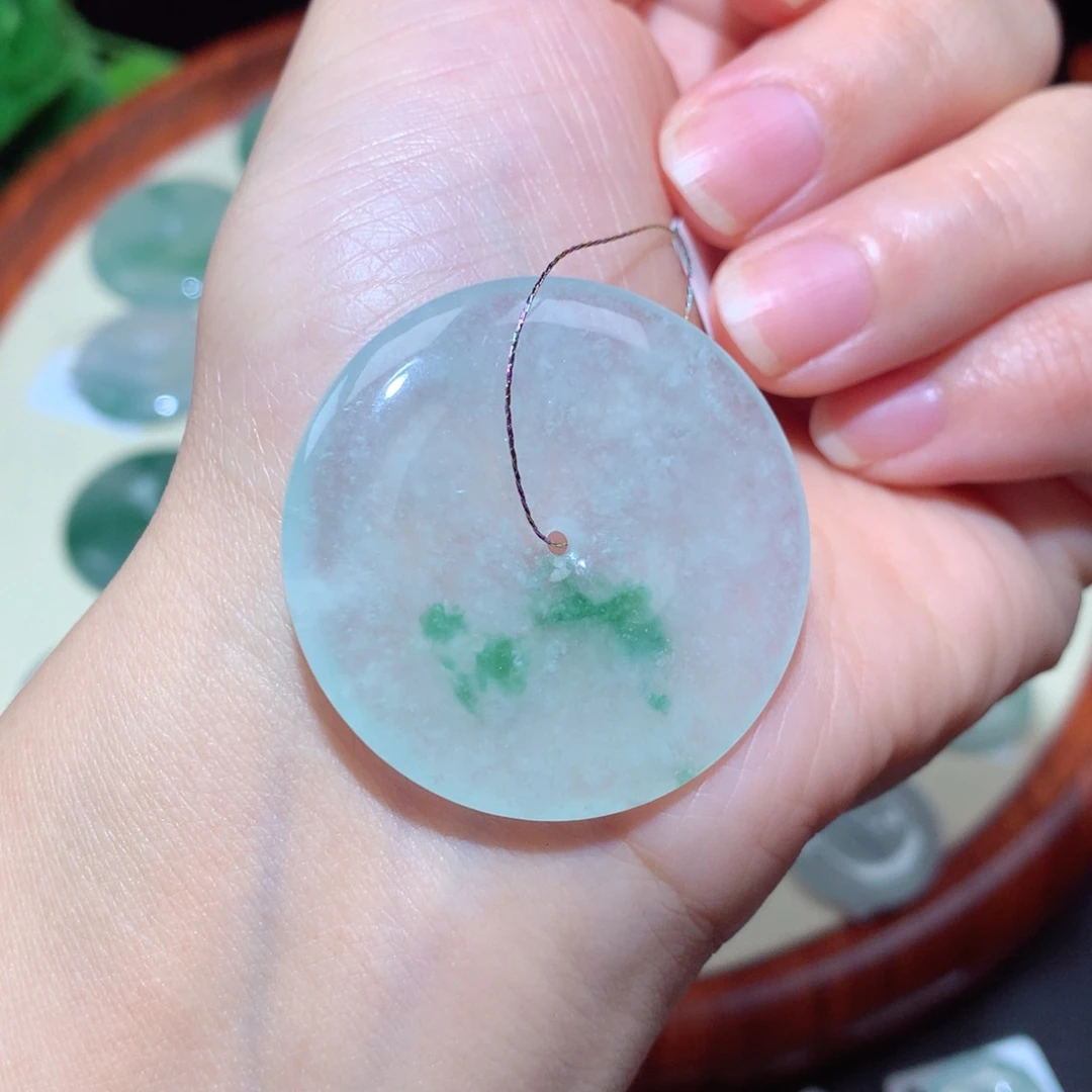 翡翠未镶嵌颈饰翡翠吊坠33