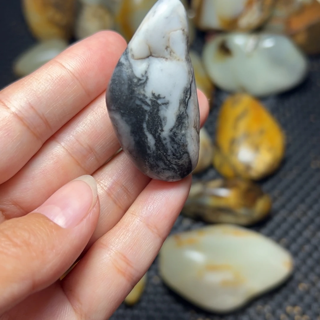 未镶嵌和田玉挂件A45