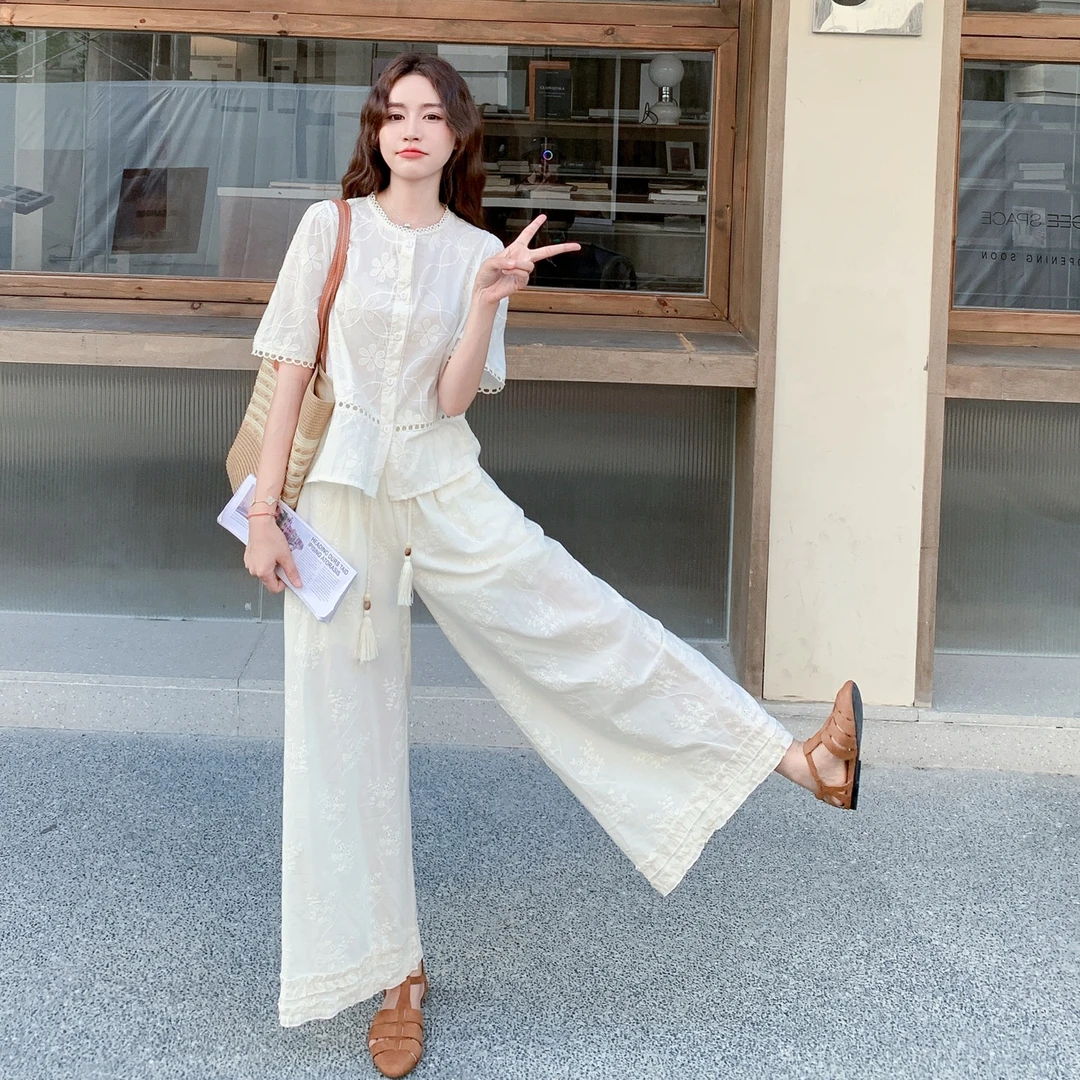 超好看夏季复古蕾丝休闲套装女2025高腰新款ootd穿搭法式两件套