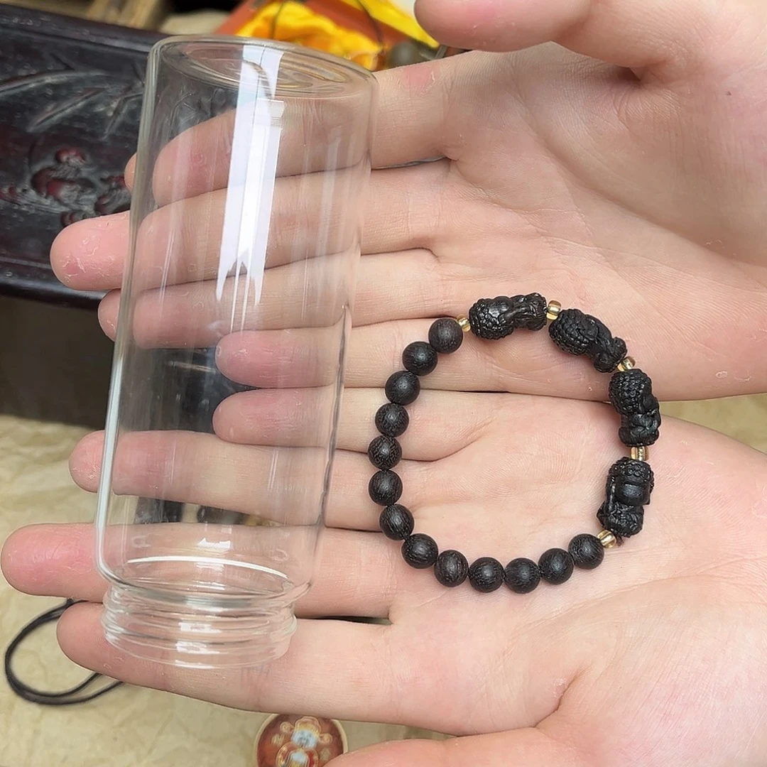 大叶紫檀（黑酸枝木类）