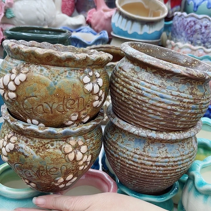 多肉綠植陶瓷花盆9.9包郵，有孔