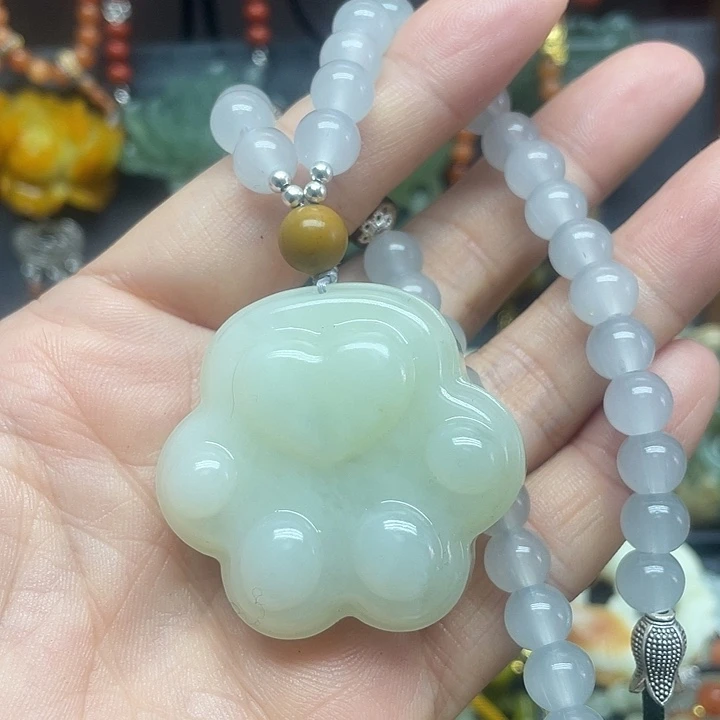 未镶嵌蛇纹石玉颈饰