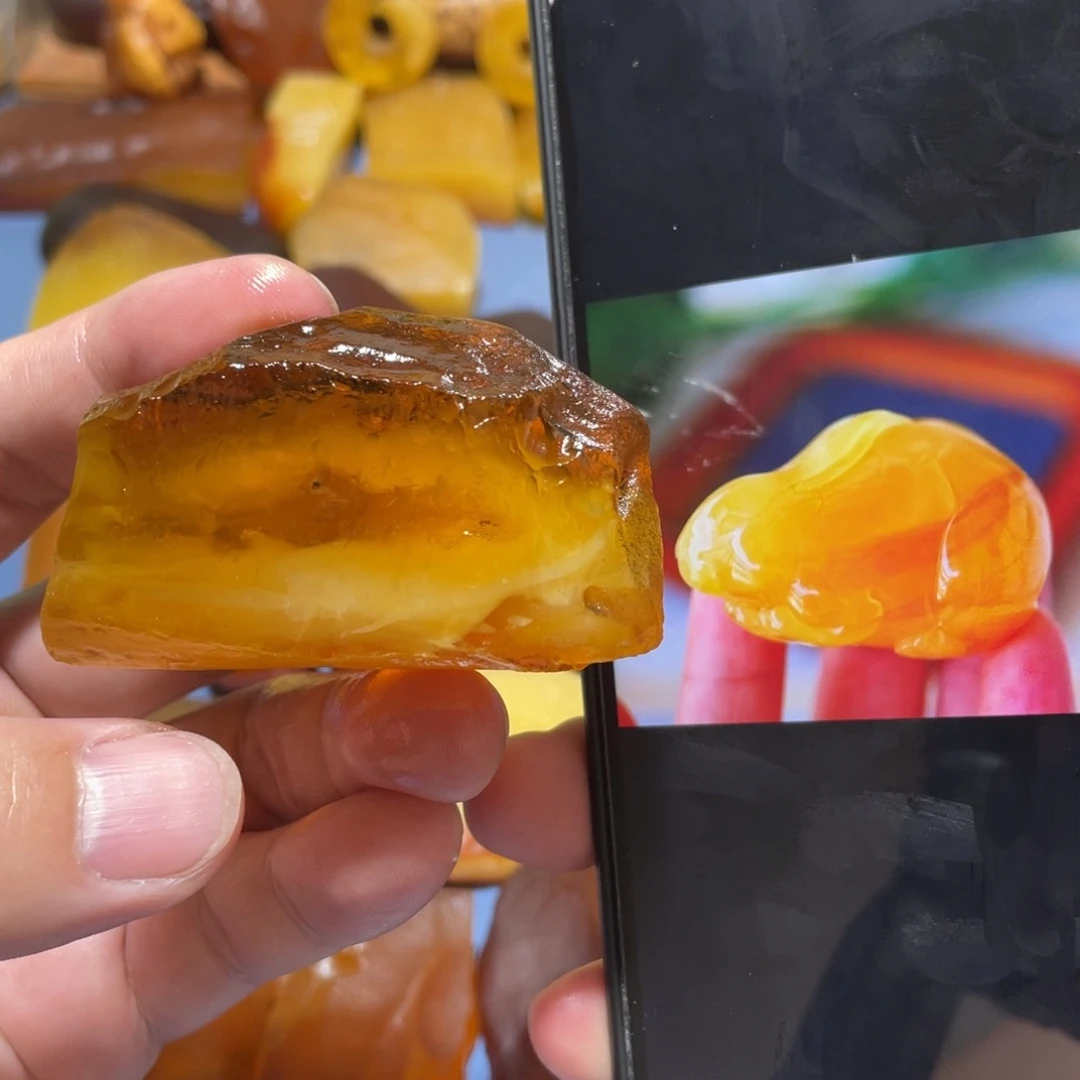 定制蜜蜡未镶嵌兔子，貔貅