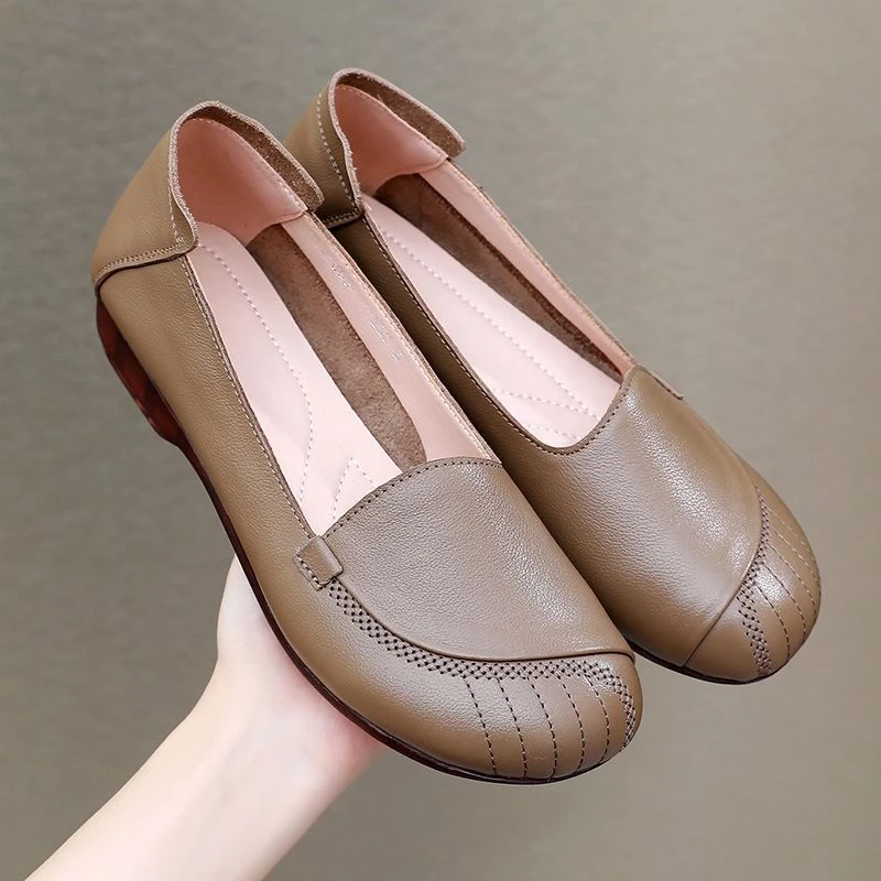 牛筋底妈妈鞋真皮平底复古单鞋女春秋新款软底一脚蹬软皮大码皮鞋