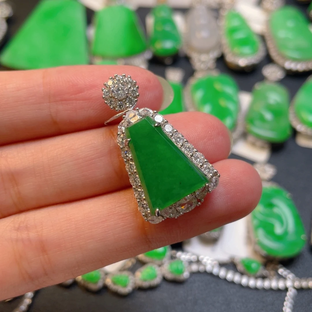 翡翠银S925镶嵌颈饰