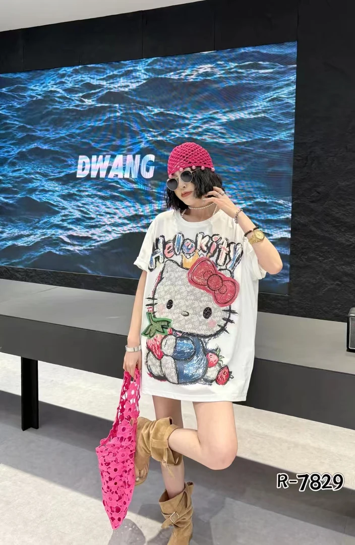 夏季薄款大版正肩显瘦T恤宽松重工刺绣花中长款大码女装果冻色猫