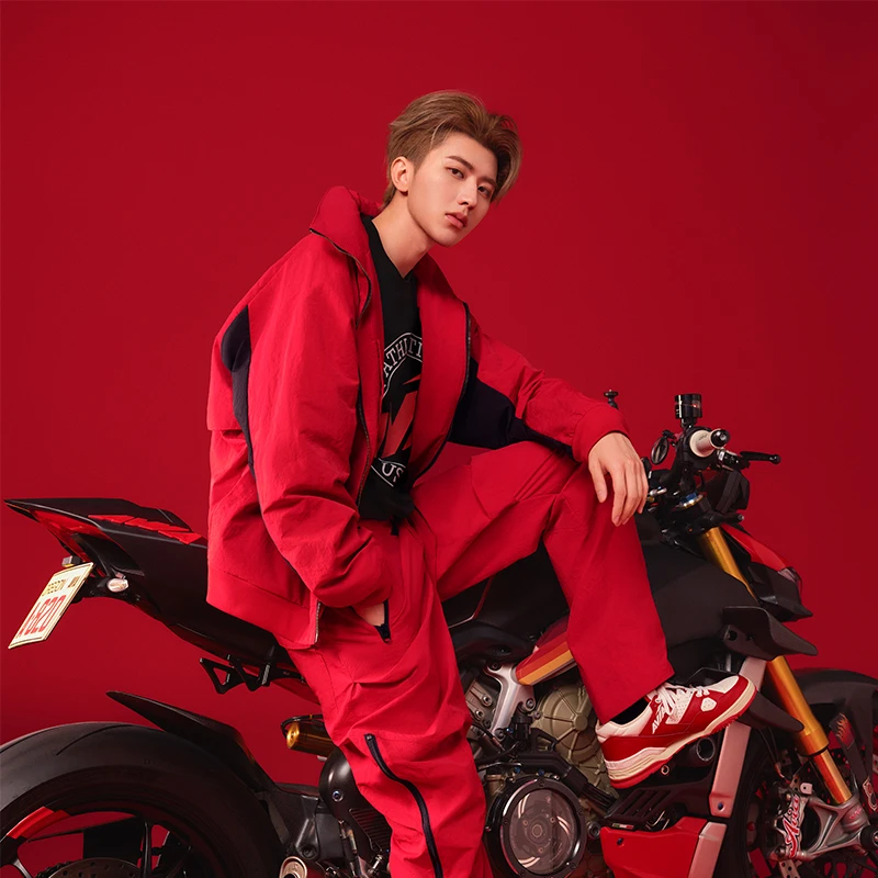 AVIA蔡徐坤机车海报同款户外休闲裤运动情侣秋冬裤子保暖耐磨长裤