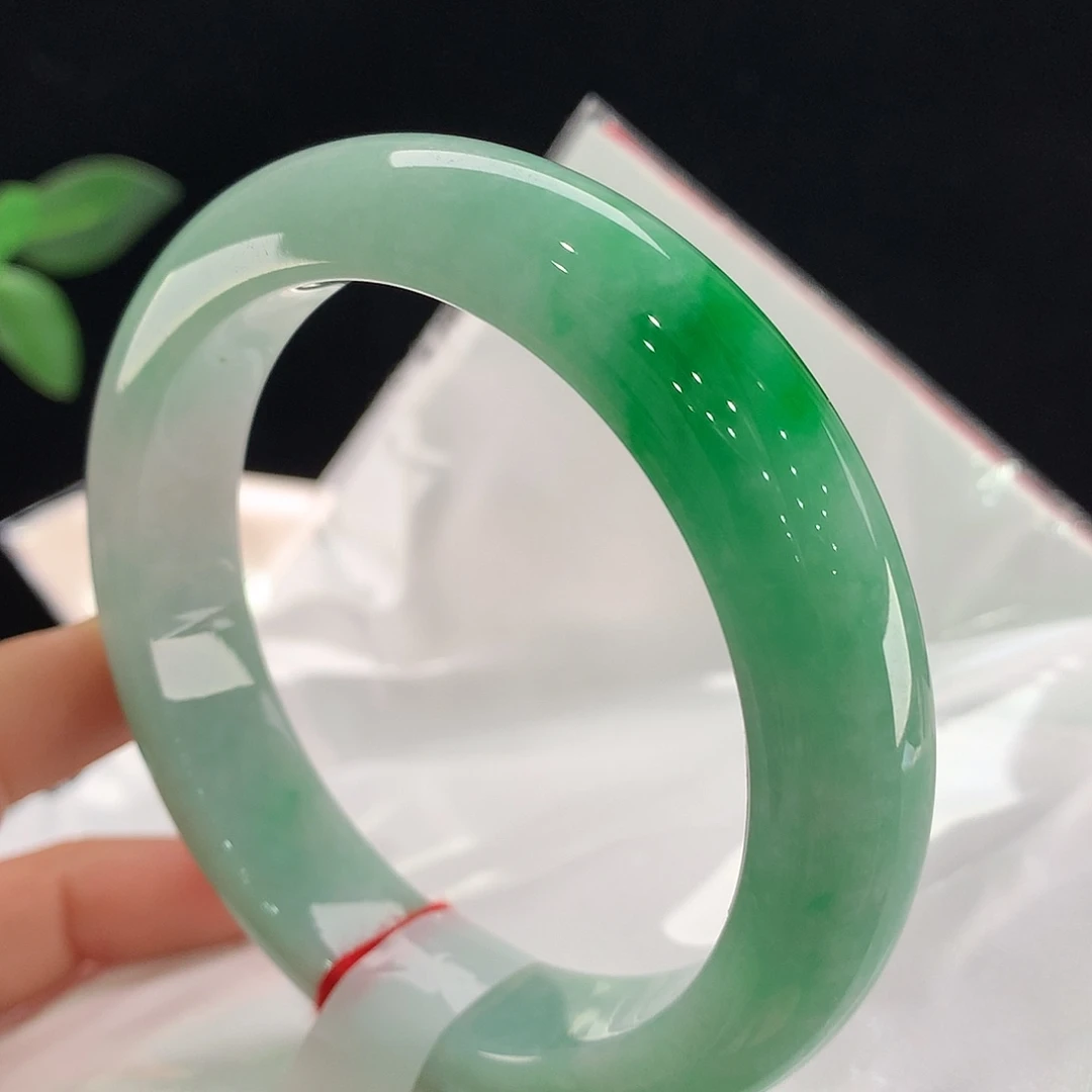 翡翠未镶嵌手镯0002
