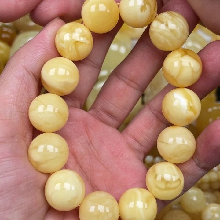 未镶嵌蜜蜡裸石蜜蜡手串重32.8